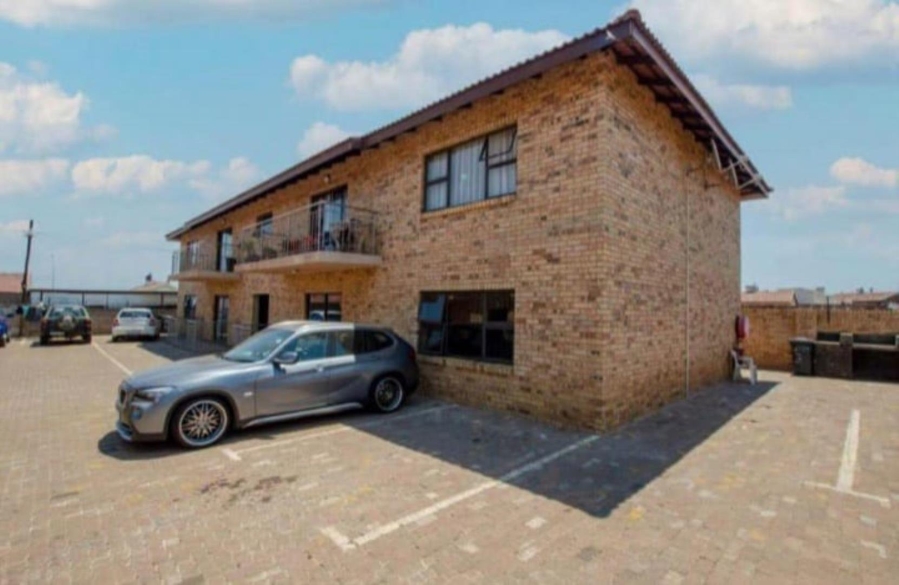 Commercial Property for Sale in Lenasia South Gauteng