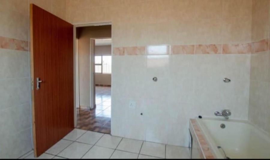 Commercial Property for Sale in Lenasia South Gauteng