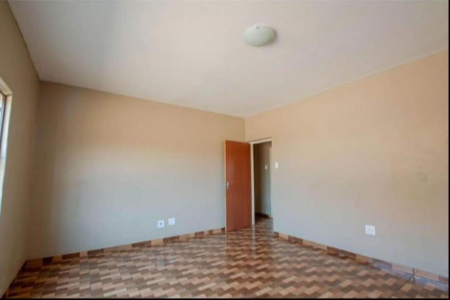 Commercial Property for Sale in Lenasia South Gauteng