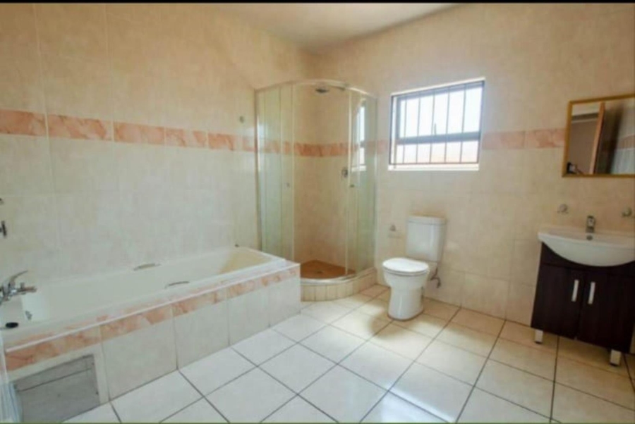 Commercial Property for Sale in Lenasia South Gauteng