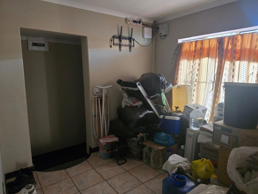 4 Bedroom Property for Sale in Lenasia South Gauteng