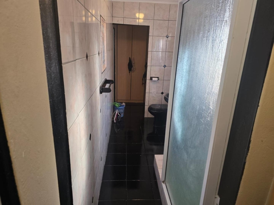 4 Bedroom Property for Sale in Lenasia South Gauteng