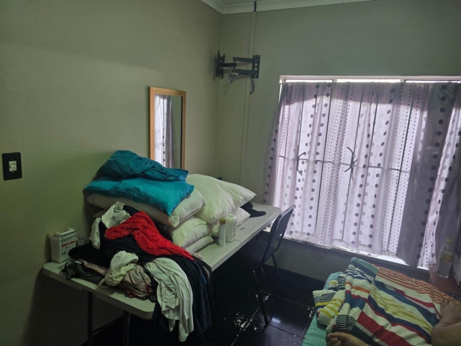 4 Bedroom Property for Sale in Lenasia South Gauteng