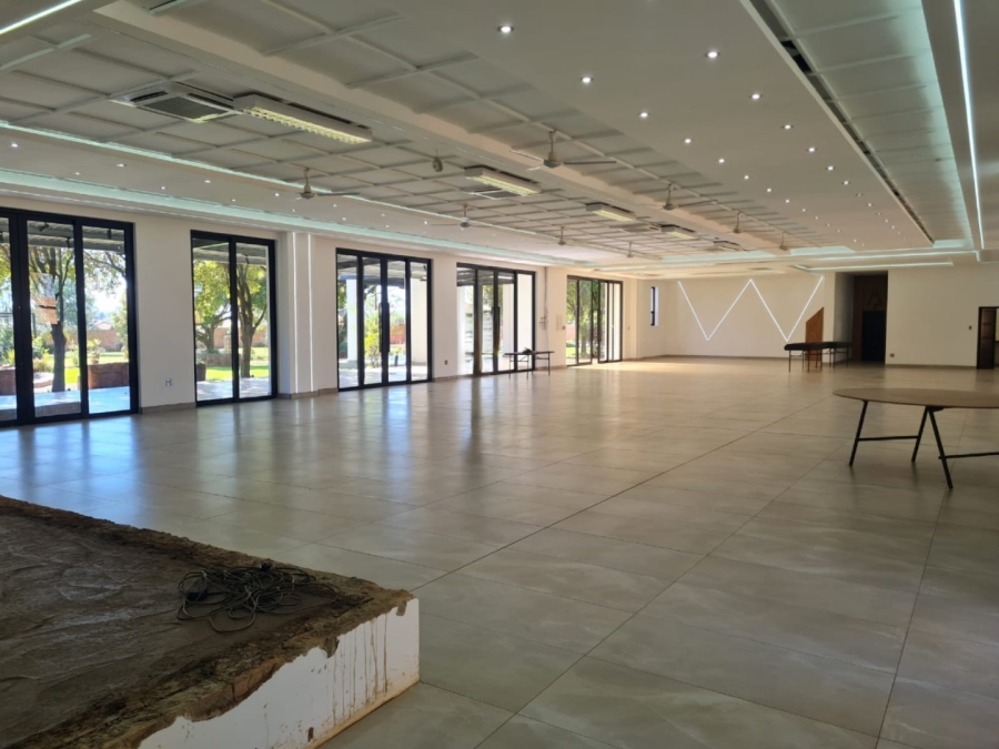 To Let Commercial Property for Rent in Lenasia Ext 13 Gauteng