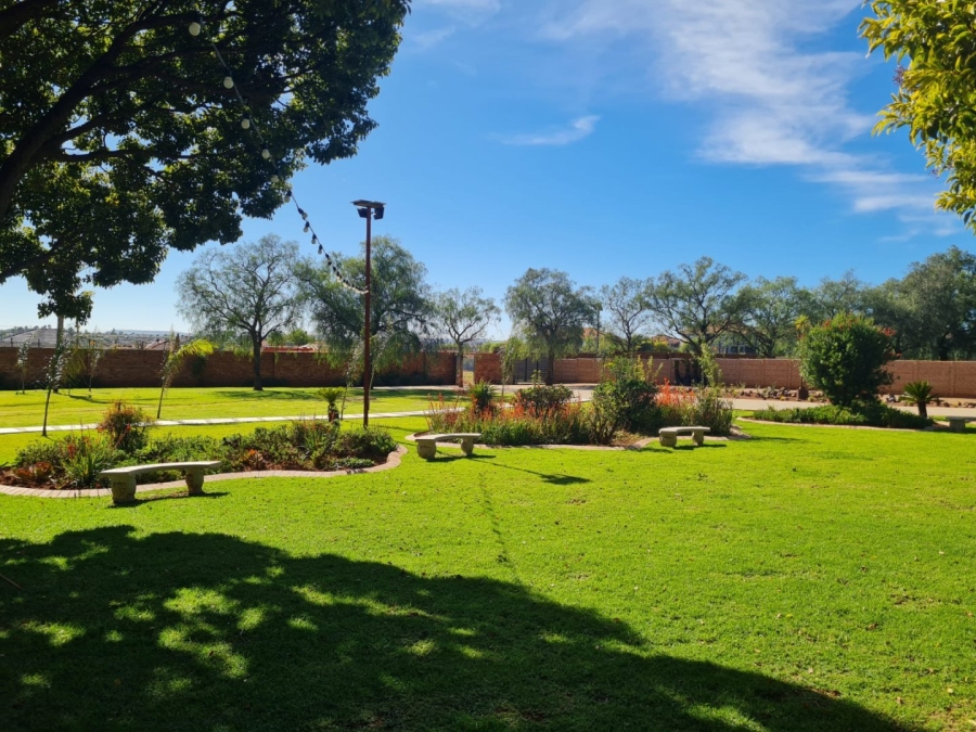 To Let Commercial Property for Rent in Lenasia Ext 13 Gauteng
