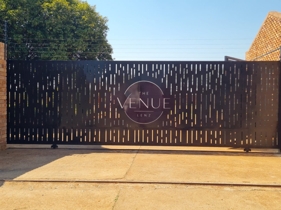 To Let Commercial Property for Rent in Lenasia Ext 13 Gauteng