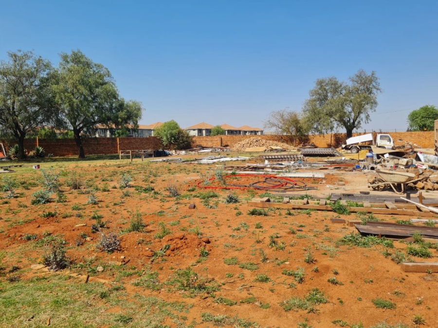 To Let Commercial Property for Rent in Lenasia Ext 13 Gauteng