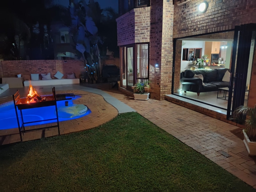 To Let 4 Bedroom Property for Rent in Silver Lakes Golf Estate Gauteng