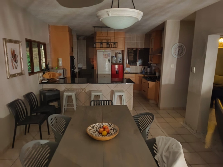 To Let 4 Bedroom Property for Rent in Silver Lakes Golf Estate Gauteng