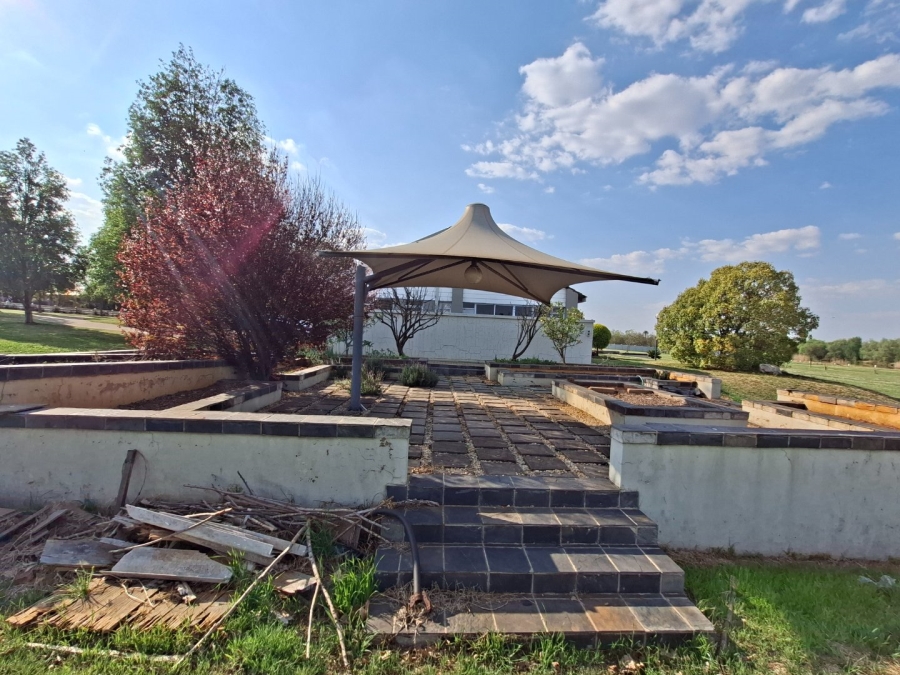 Commercial Property for Sale in Bredell Gauteng