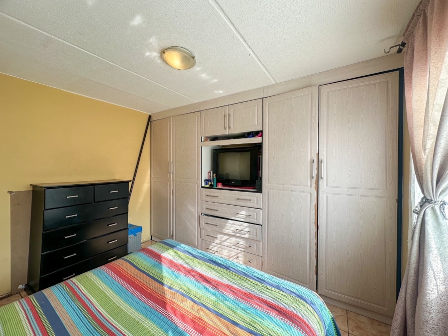 2 Bedroom Property for Sale in Alan Manor Gauteng