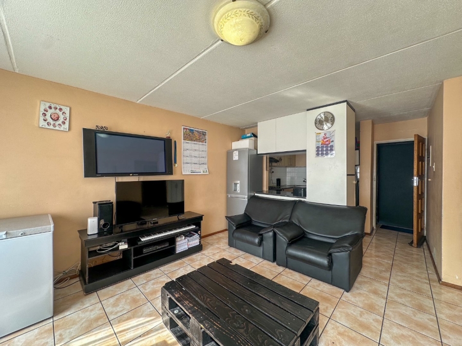 2 Bedroom Property for Sale in Alan Manor Gauteng