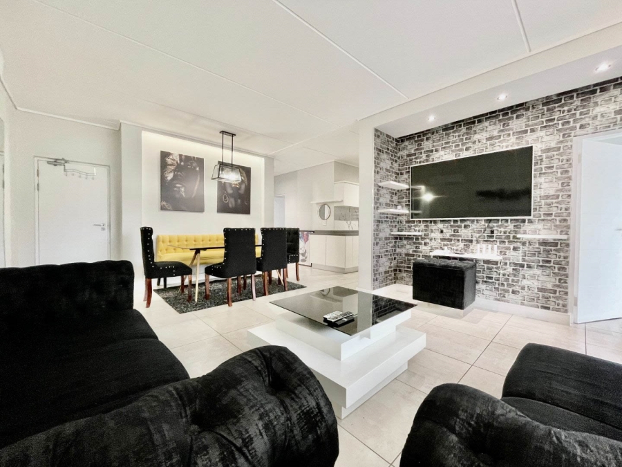 To Let 3 Bedroom Property for Rent in The Polofields Gauteng