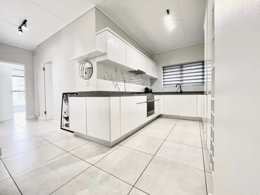 To Let 3 Bedroom Property for Rent in The Polofields Gauteng