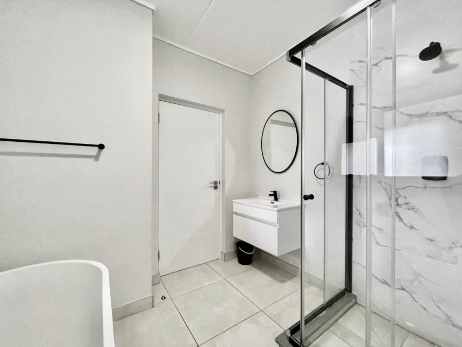 To Let 3 Bedroom Property for Rent in The Polofields Gauteng