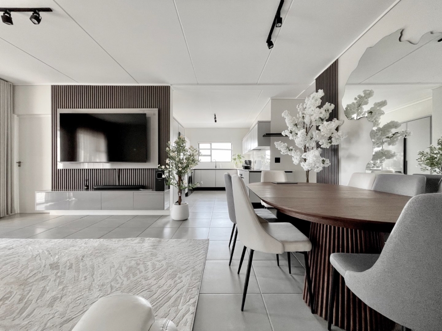 To Let 3 Bedroom Property for Rent in Waterfall Gauteng