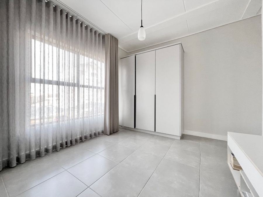 To Let 3 Bedroom Property for Rent in Waterfall Gauteng