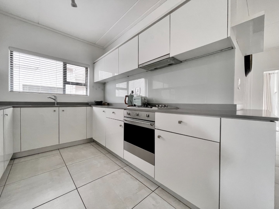 To Let 3 Bedroom Property for Rent in The Polofields Gauteng