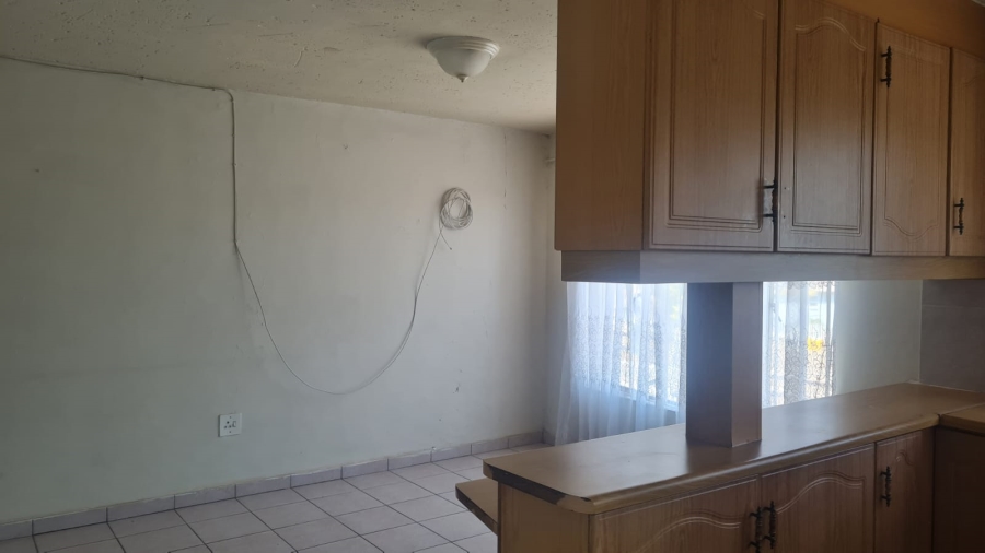 3 Bedroom Property for Sale in Oakdene Gauteng