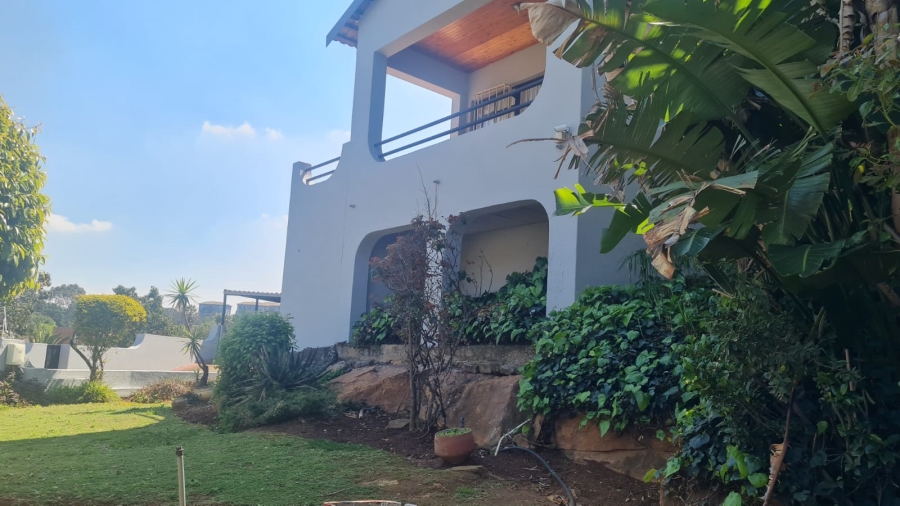 3 Bedroom Property for Sale in Oakdene Gauteng