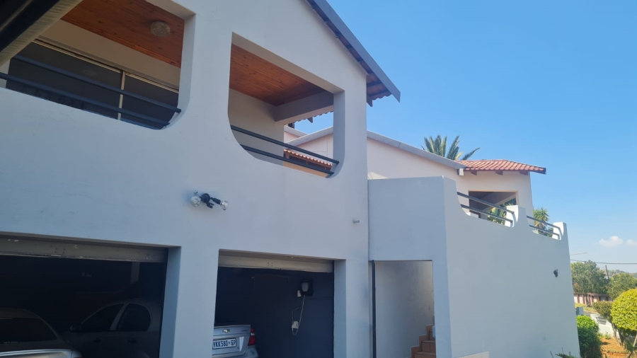 3 Bedroom Property for Sale in Oakdene Gauteng