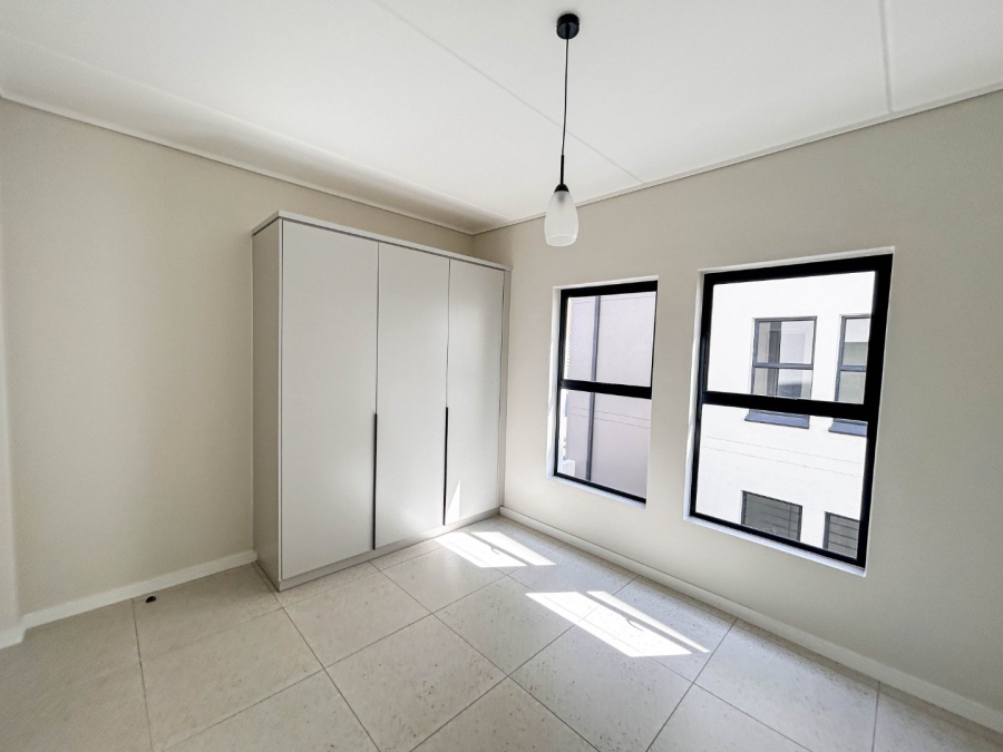 To Let 3 Bedroom Property for Rent in The Polofields Gauteng