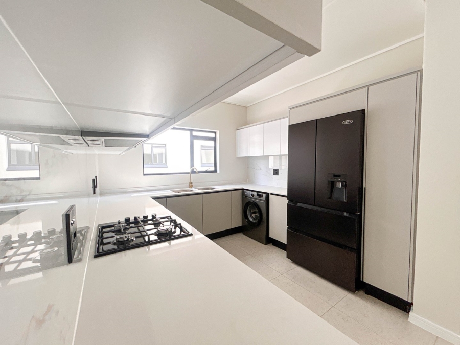 To Let 3 Bedroom Property for Rent in The Polofields Gauteng