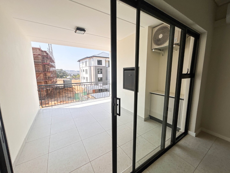 To Let 3 Bedroom Property for Rent in The Polofields Gauteng