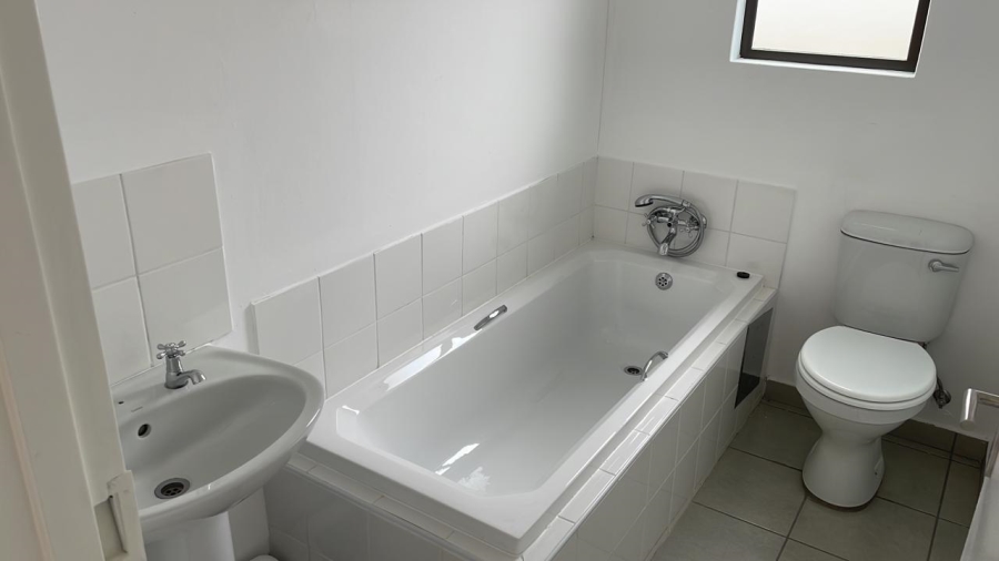 3 Bedroom Property for Sale in Windmill Park Gauteng