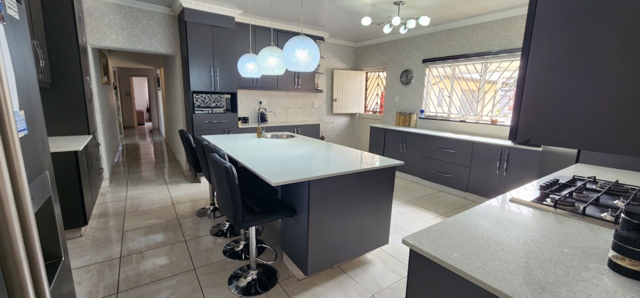 4 Bedroom Property for Sale in Erasmia Gauteng