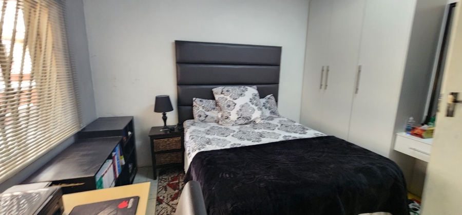 4 Bedroom Property for Sale in Erasmia Gauteng