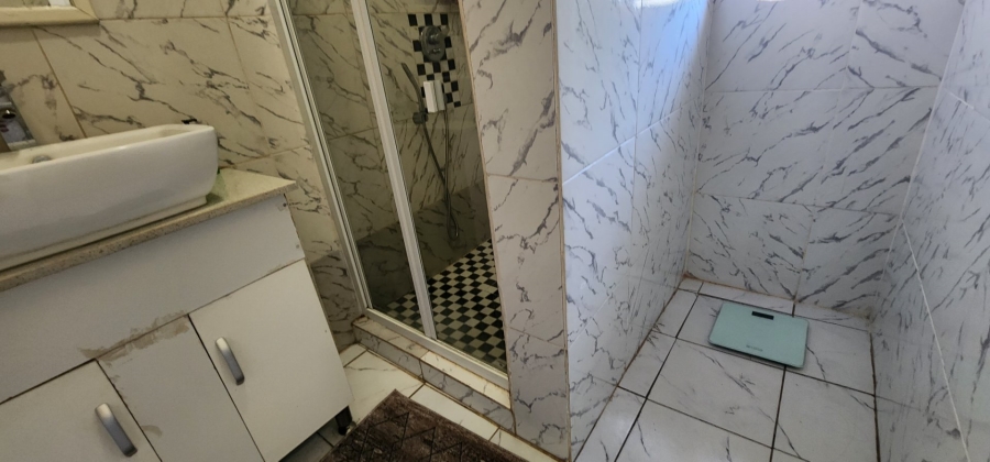 4 Bedroom Property for Sale in Erasmia Gauteng