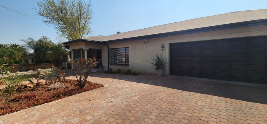 4 Bedroom Property for Sale in Erasmia Gauteng