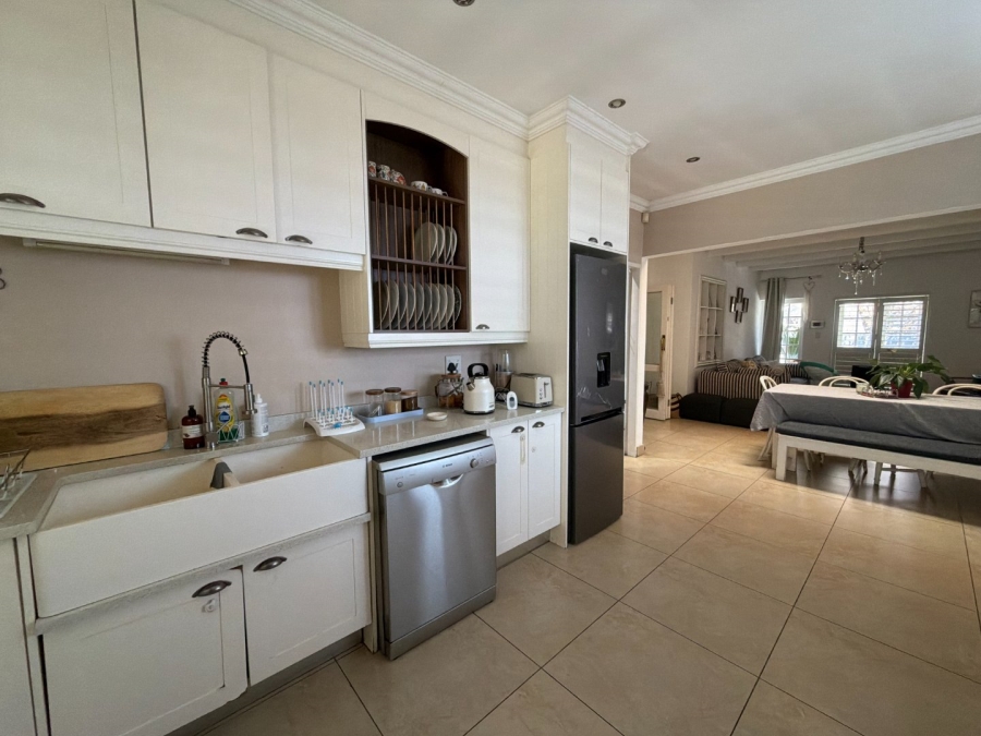 To Let 3 Bedroom Property for Rent in Parkhurst Gauteng