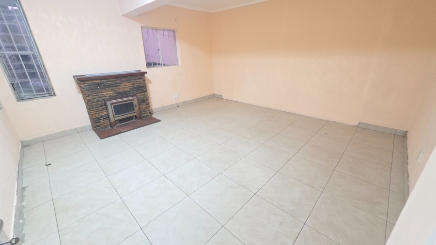 To Let 1 Bedroom Property for Rent in Laudium Gauteng