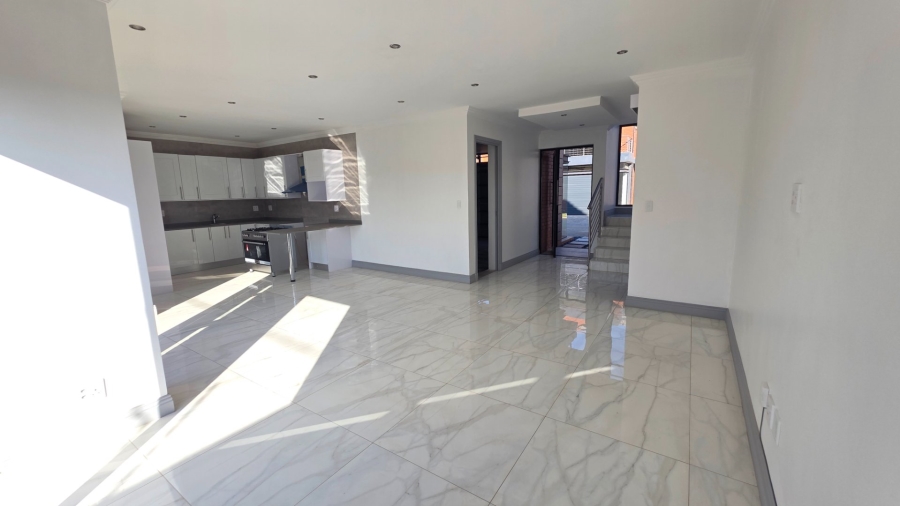 3 Bedroom Property for Sale in Erasmia Gauteng