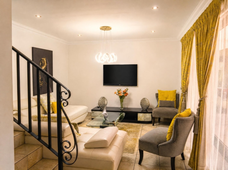 To Let 3 Bedroom Property for Rent in Eagle Trace Estate Gauteng