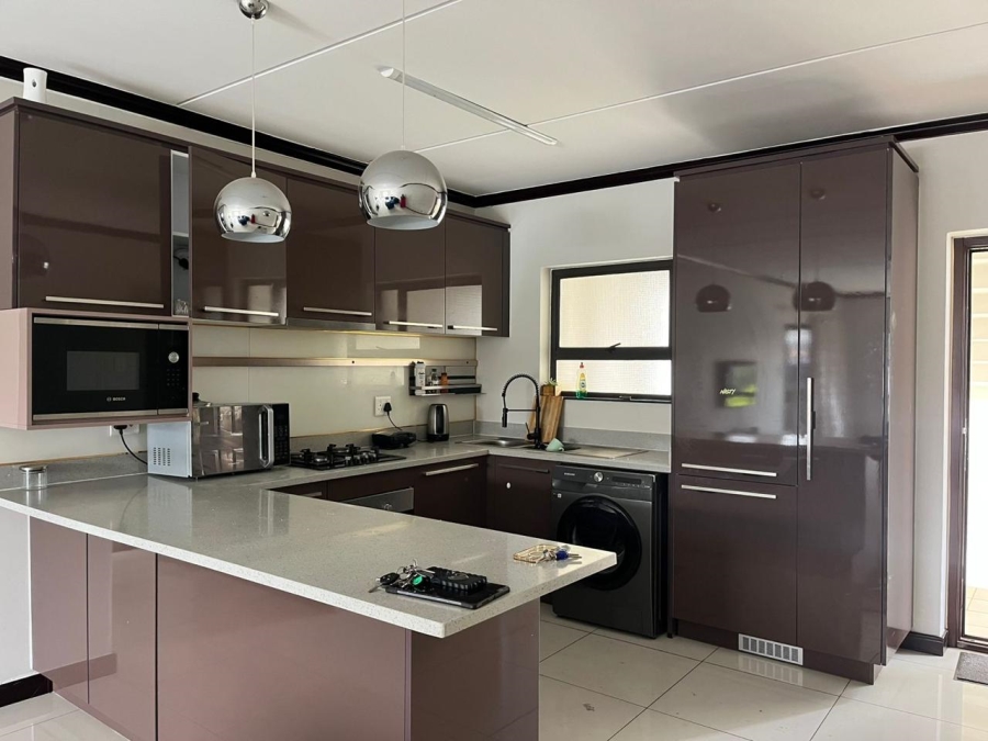 To Let 2 Bedroom Property for Rent in Kengies Gauteng