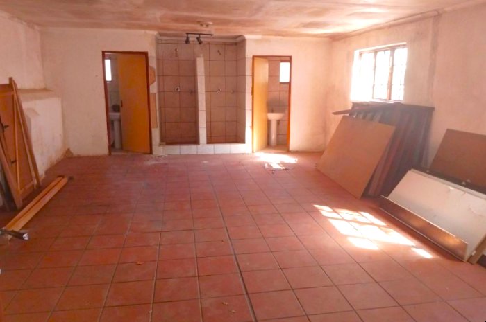 9 Bedroom Property for Sale in Kensington Gauteng