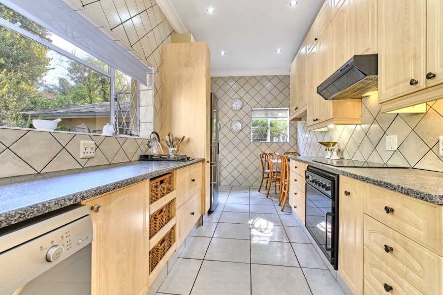 5 Bedroom Property for Sale in Northcliff Gauteng