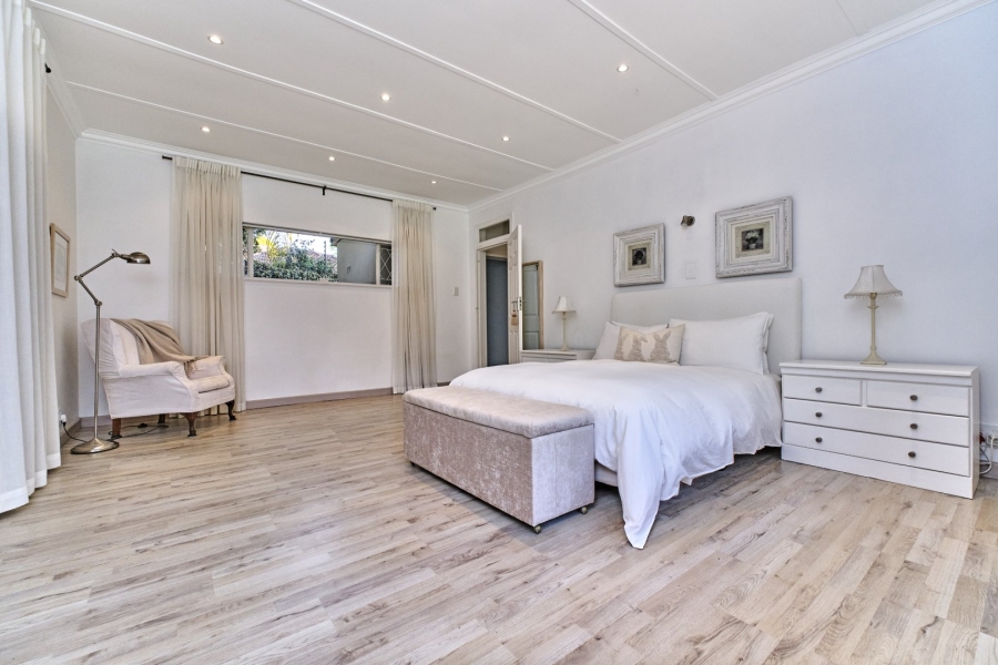 5 Bedroom Property for Sale in Northcliff Gauteng