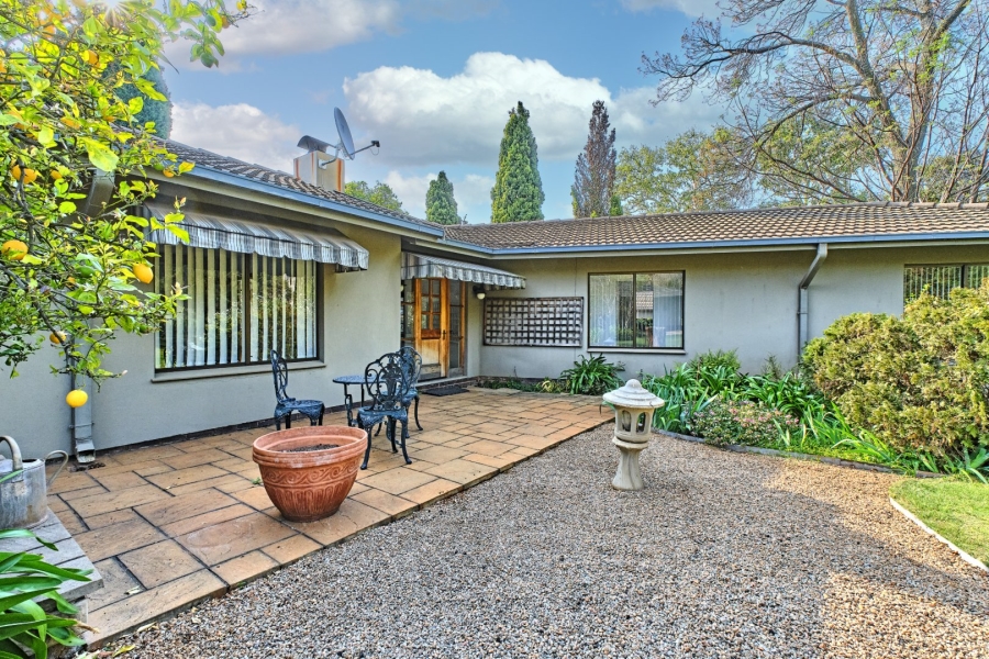 5 Bedroom Property for Sale in Northcliff Gauteng