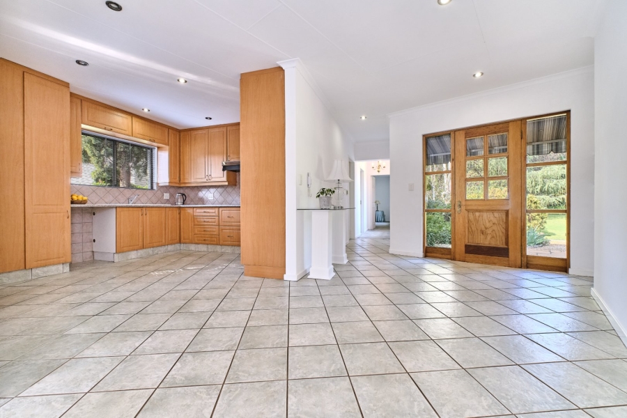 5 Bedroom Property for Sale in Northcliff Gauteng