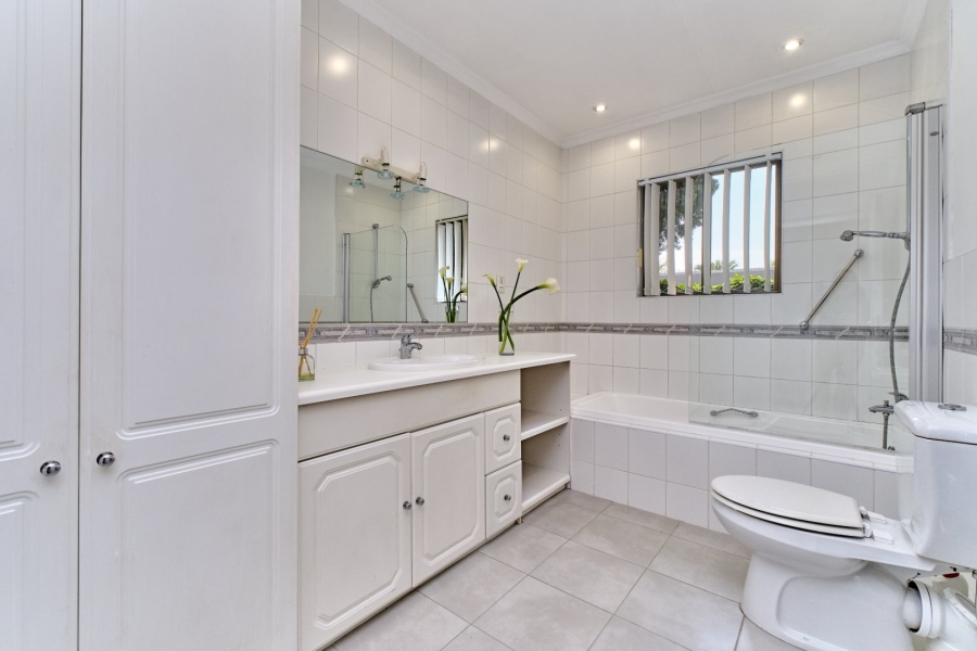 5 Bedroom Property for Sale in Northcliff Gauteng