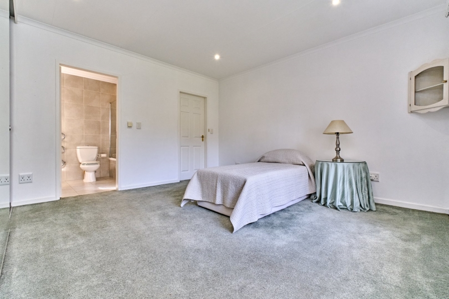 5 Bedroom Property for Sale in Northcliff Gauteng