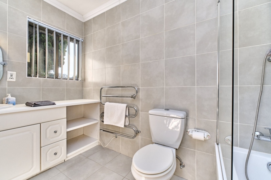 5 Bedroom Property for Sale in Northcliff Gauteng