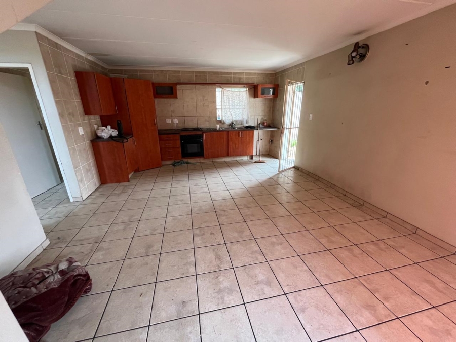 Bedroom Property for Sale in Vanderbijlpark CW 5 Gauteng