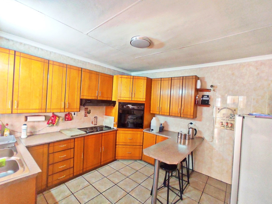 2 Bedroom Property for Sale in Vanderbijlpark CW 3 Gauteng