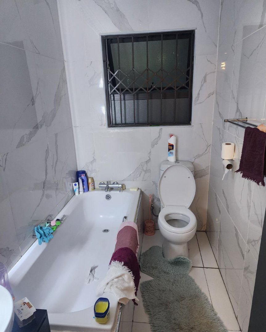 4 Bedroom Property for Sale in Klipfontein View Gauteng