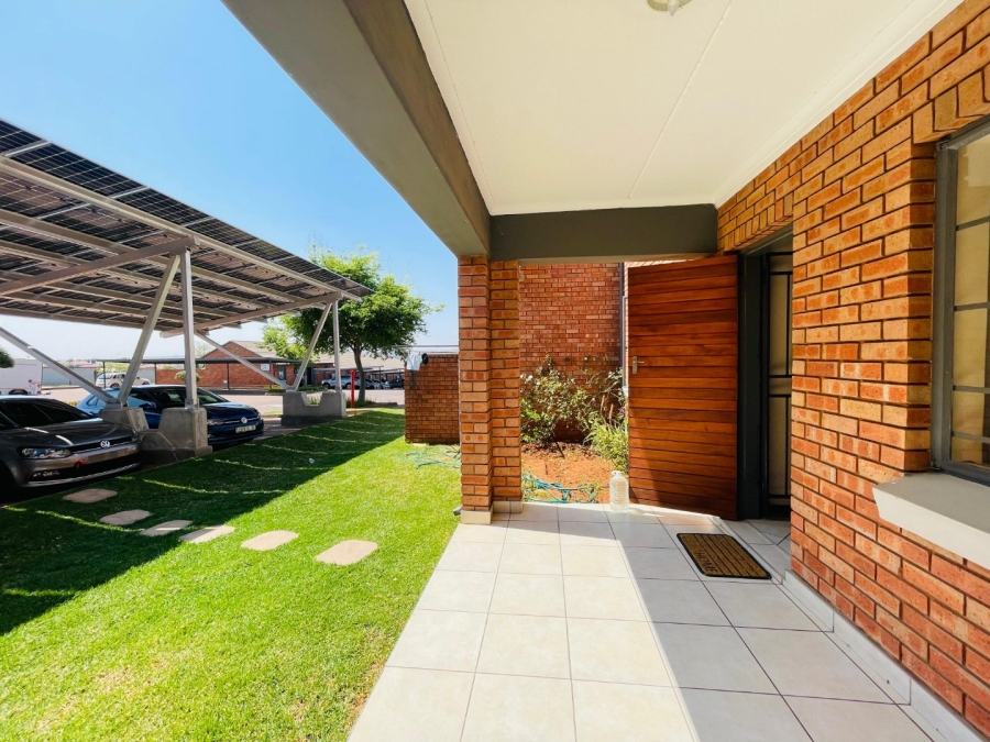 2 Bedroom Property for Sale in Sagewood Gauteng